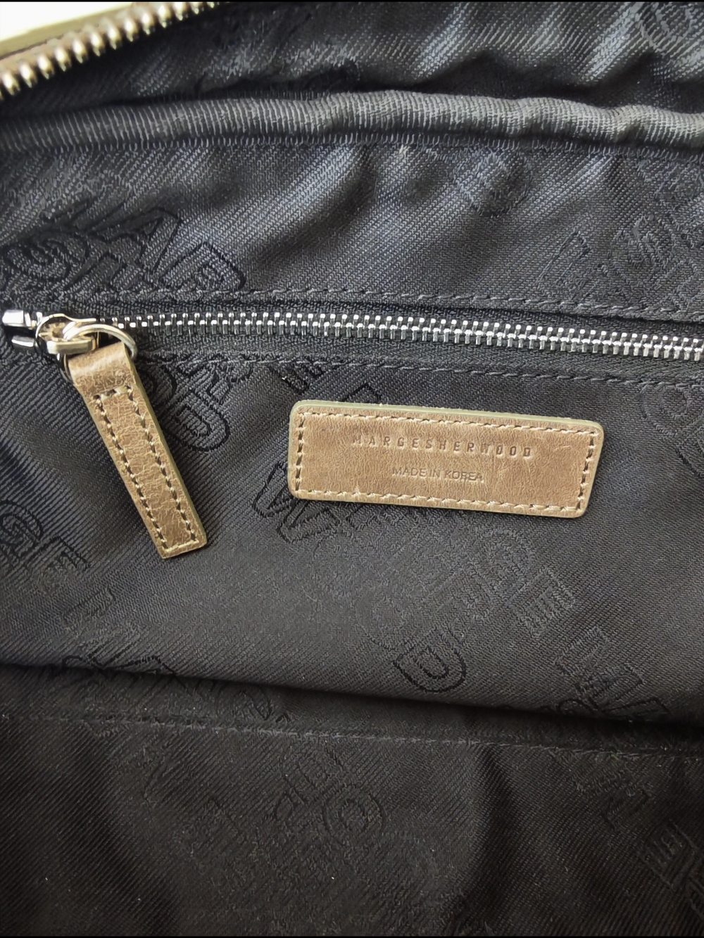 Marge Sherwood brown baguette shoulder bag - Picture 9 of 9